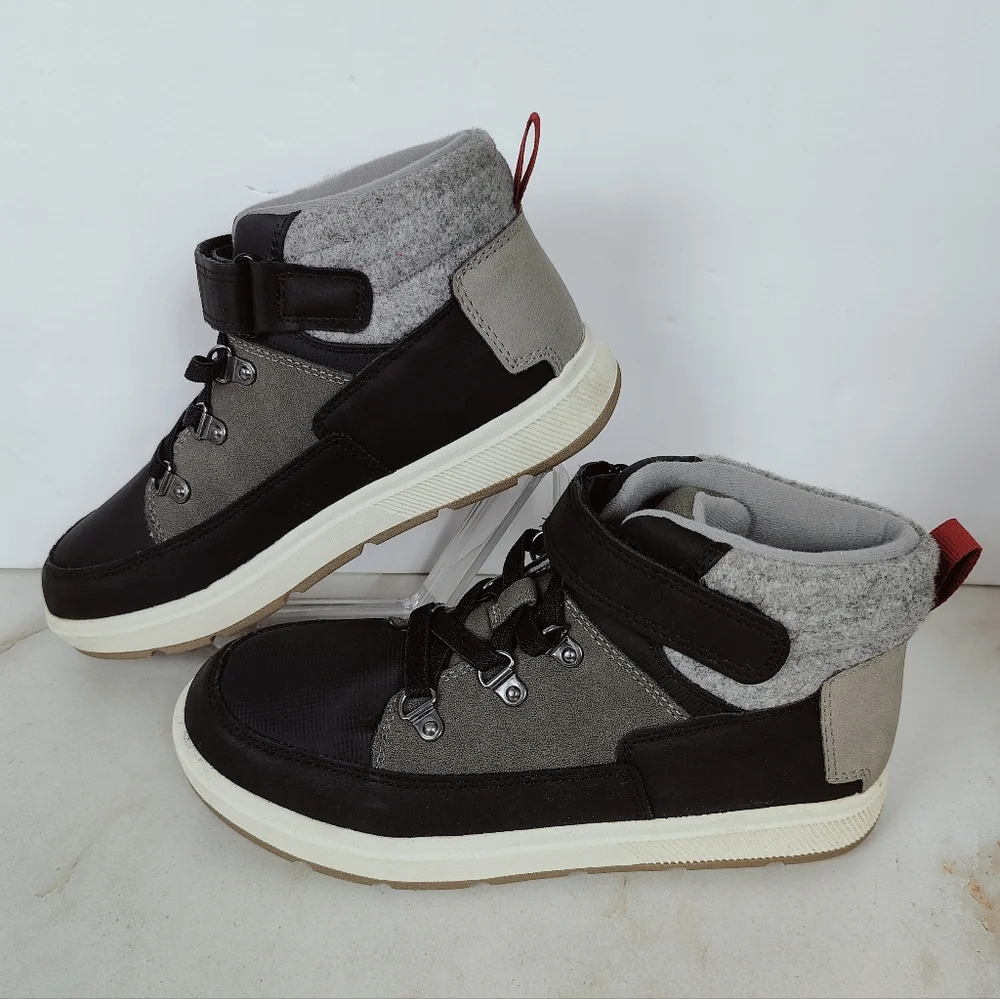 Cat & Jack pre owned